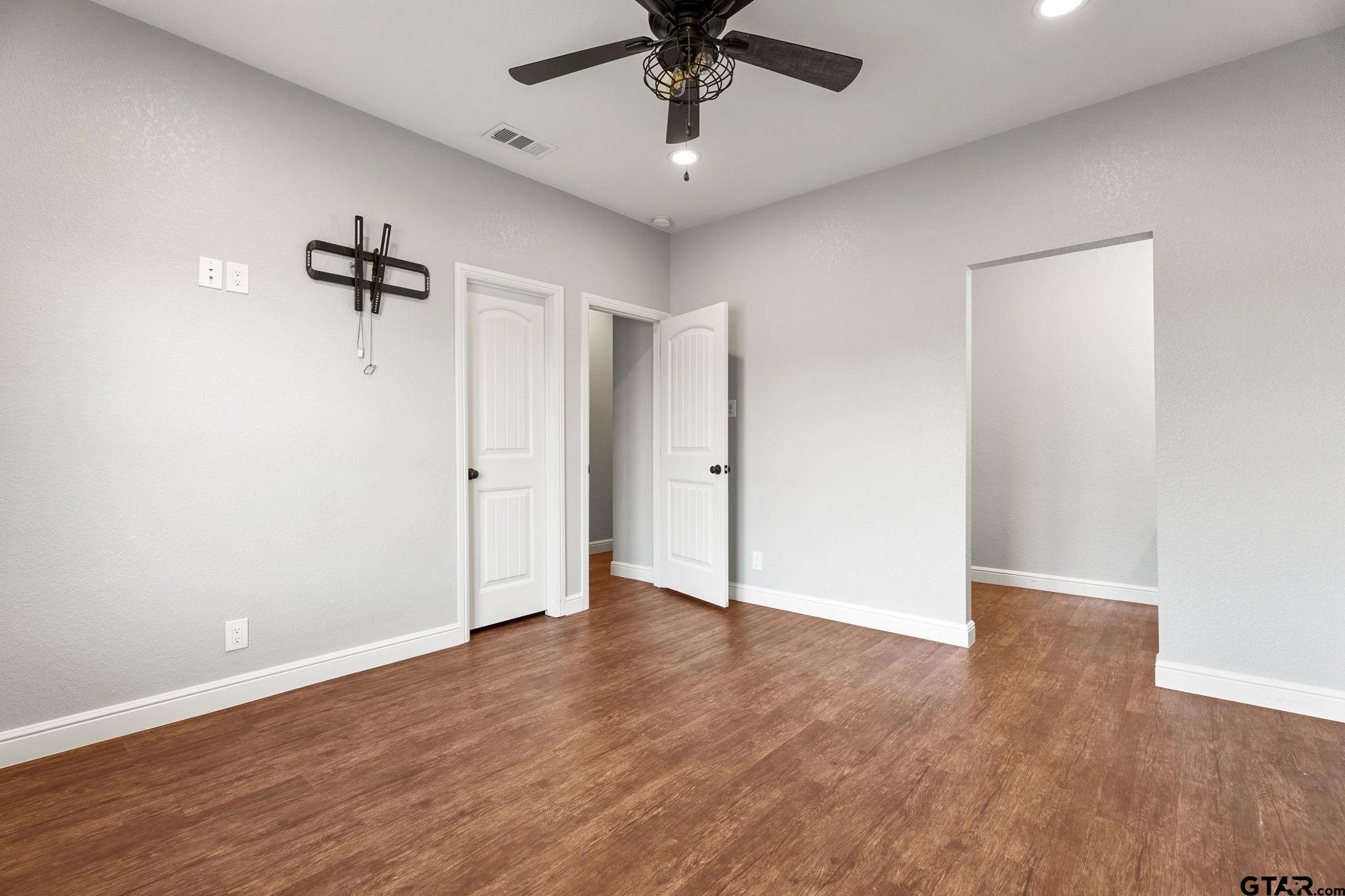 299 VZ COUNTY ROAD 2163