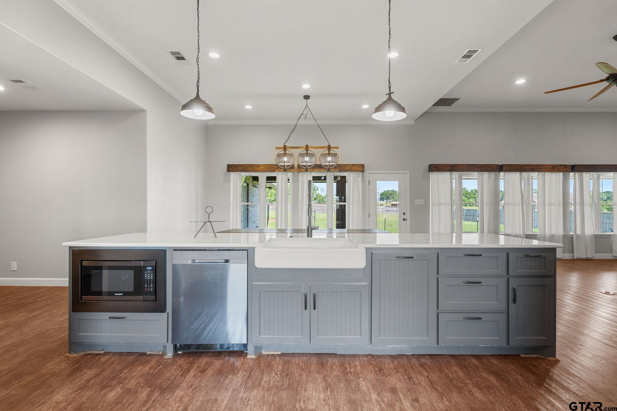 299 VZ COUNTY ROAD 2163