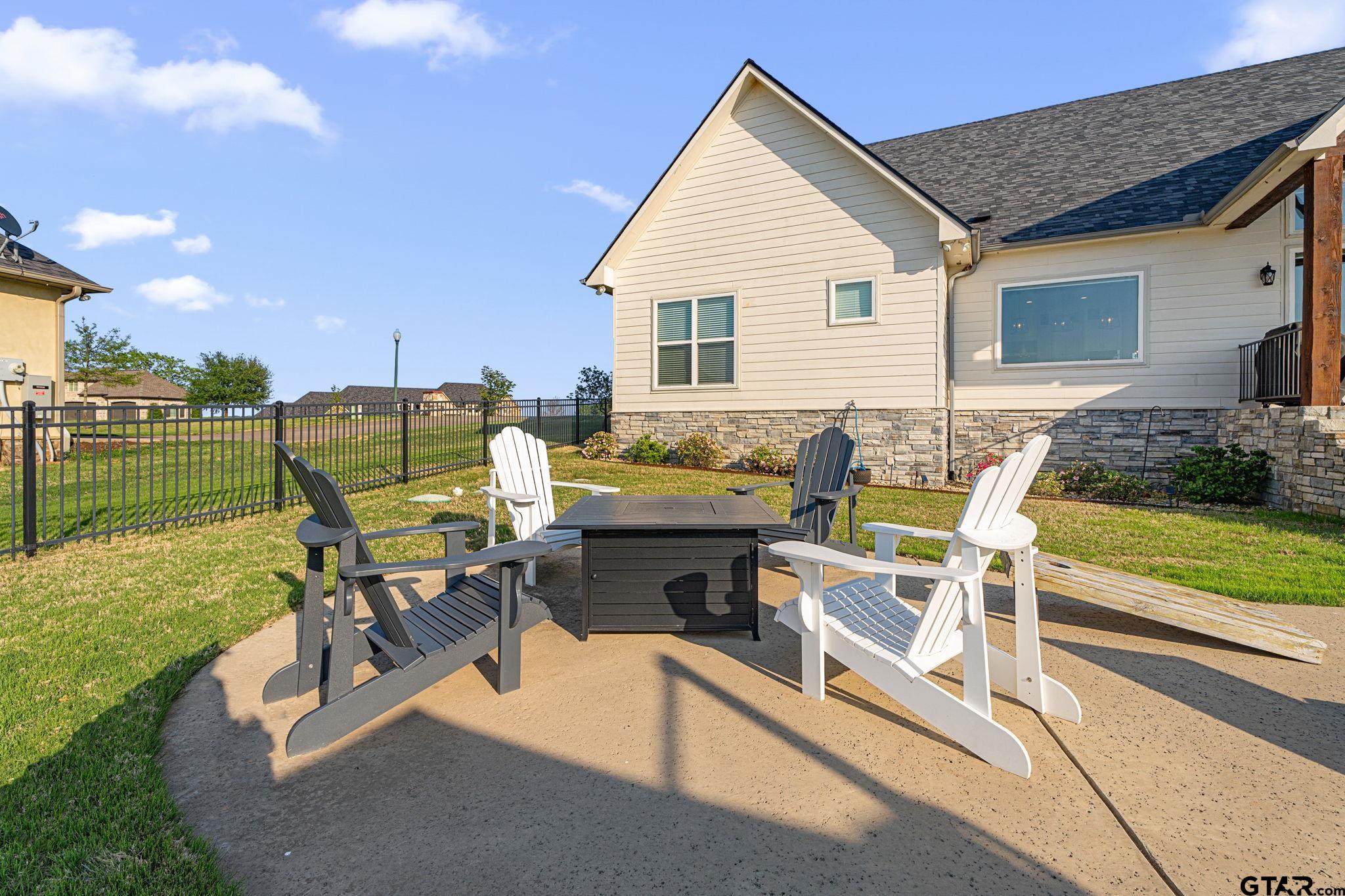 10750 Windrock Dr