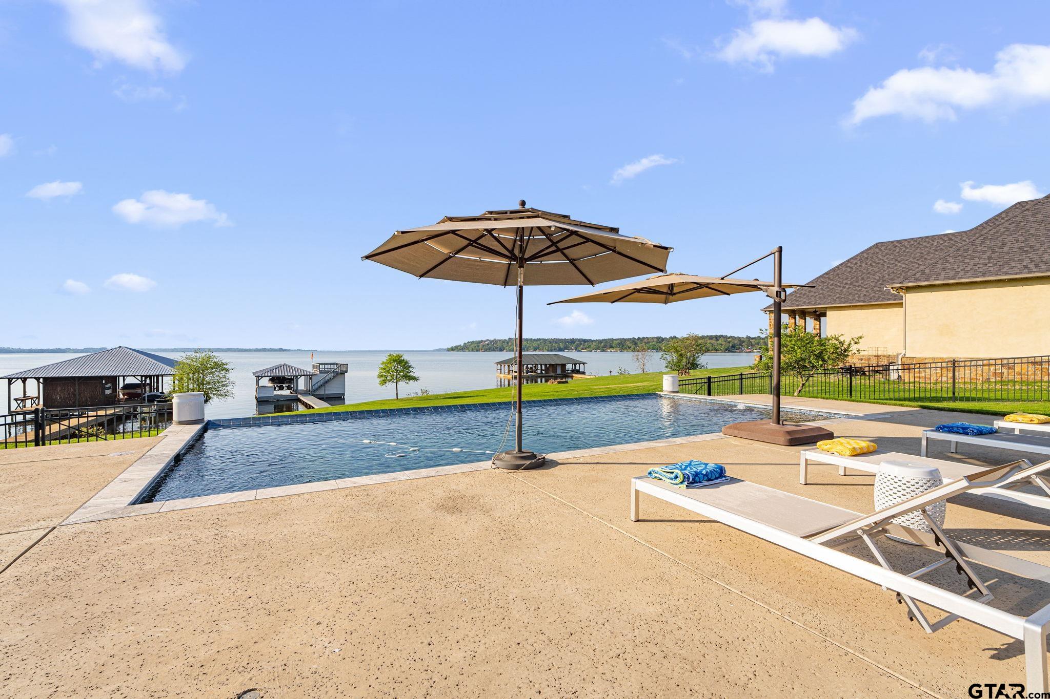 10750 Windrock Dr
