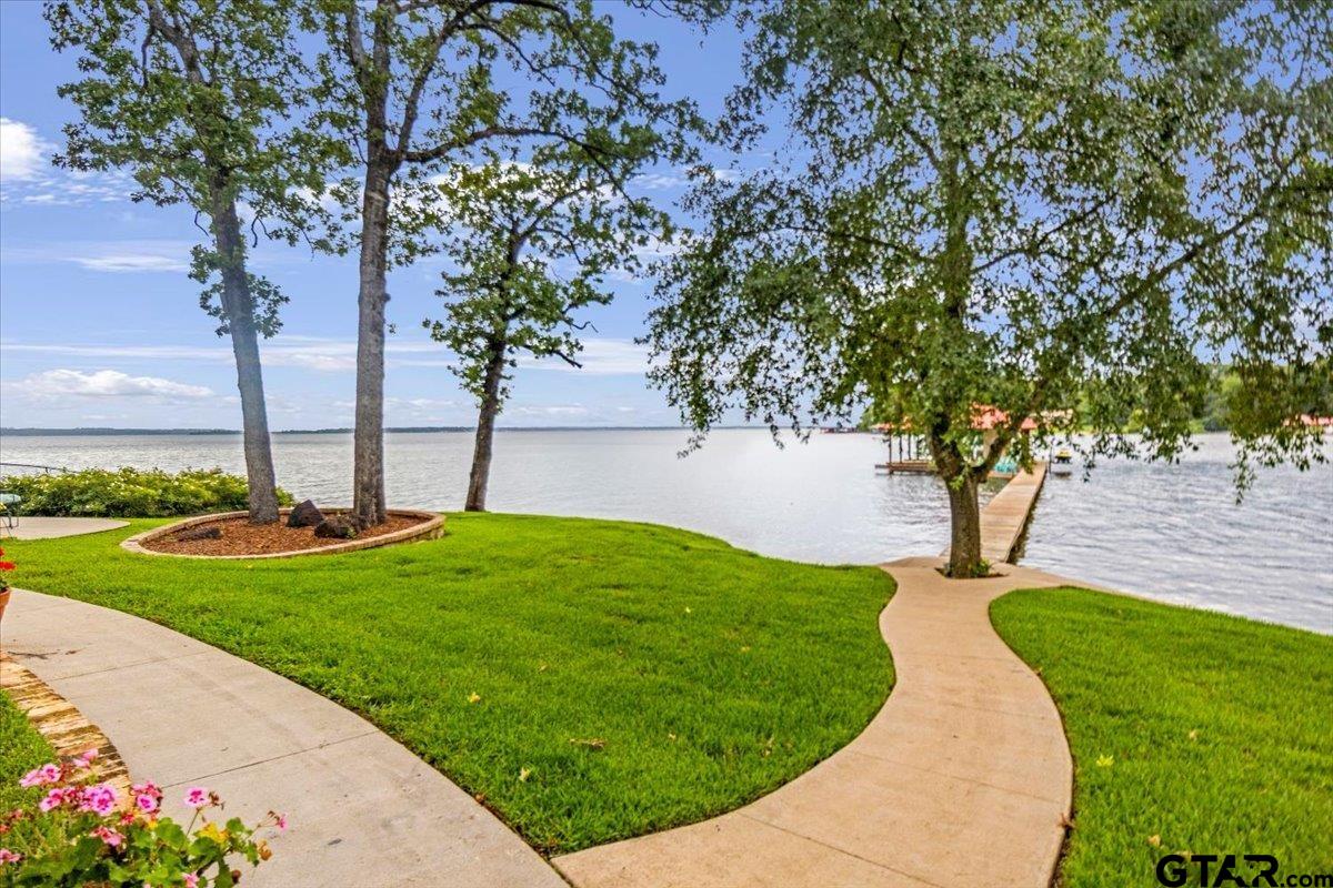 20479 CLEARWATER CIRCLE