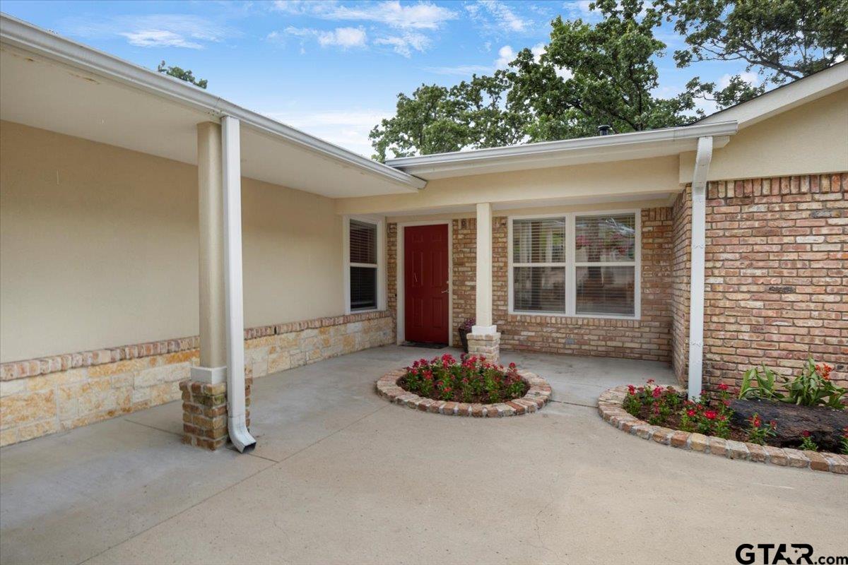 20479 CLEARWATER CIRCLE