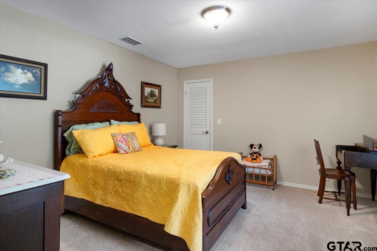 20479 CLEARWATER CIRCLE