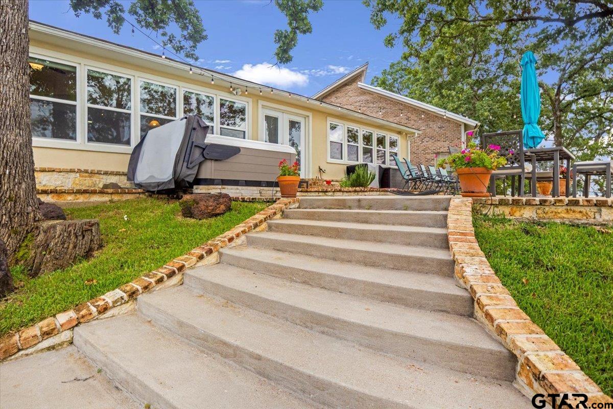 20479 CLEARWATER CIRCLE