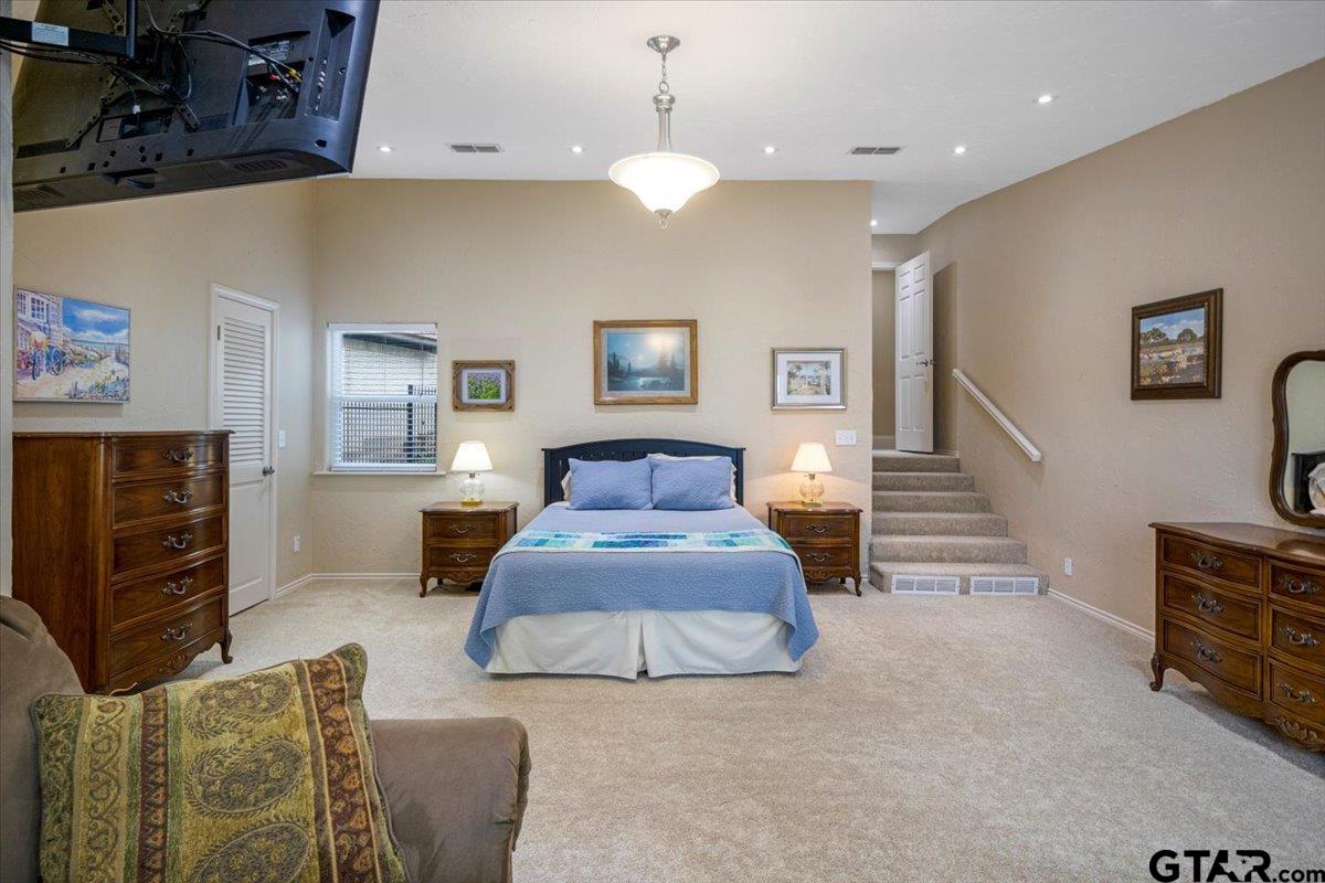 20479 CLEARWATER CIRCLE