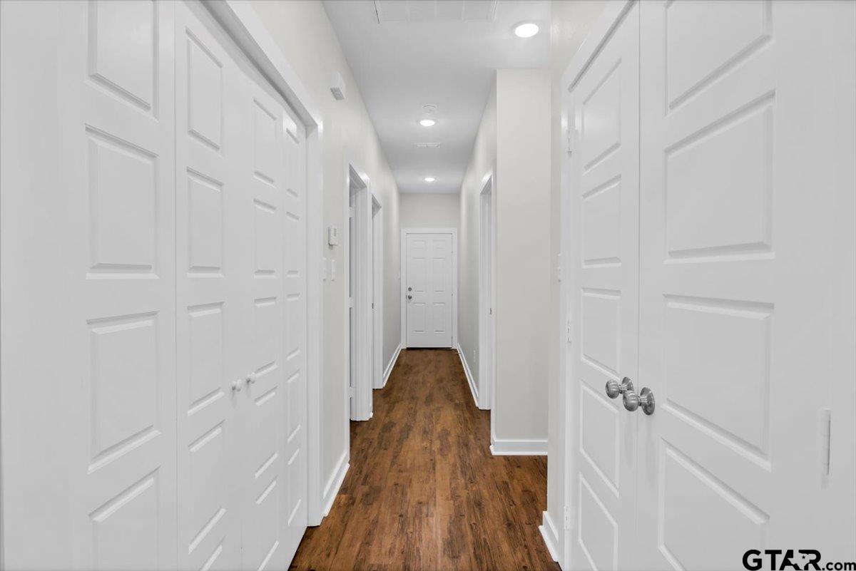 2377 Ridgley Dr