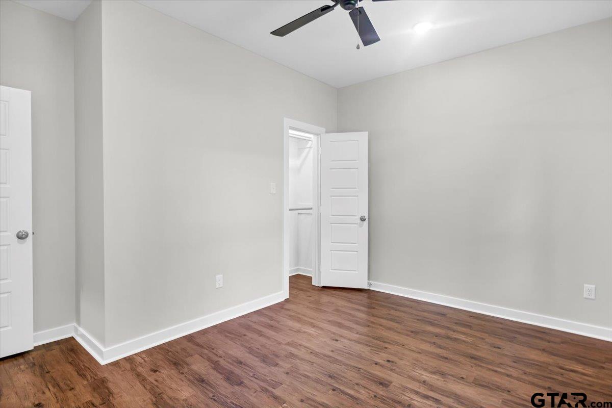 2377 Ridgley Dr