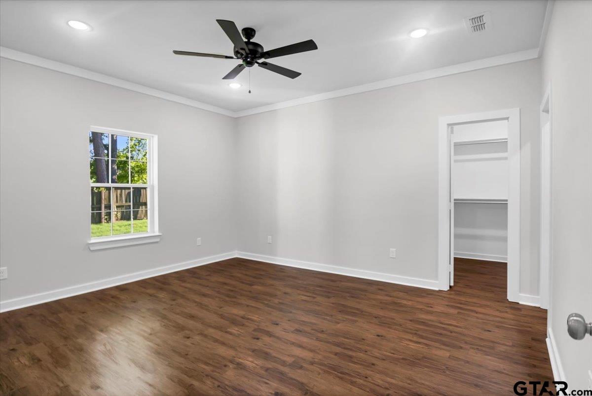 2377 Ridgley Dr