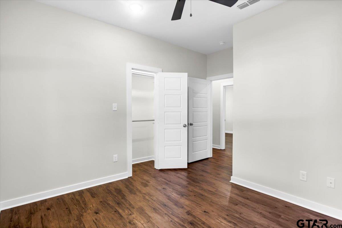 2377 Ridgley Dr