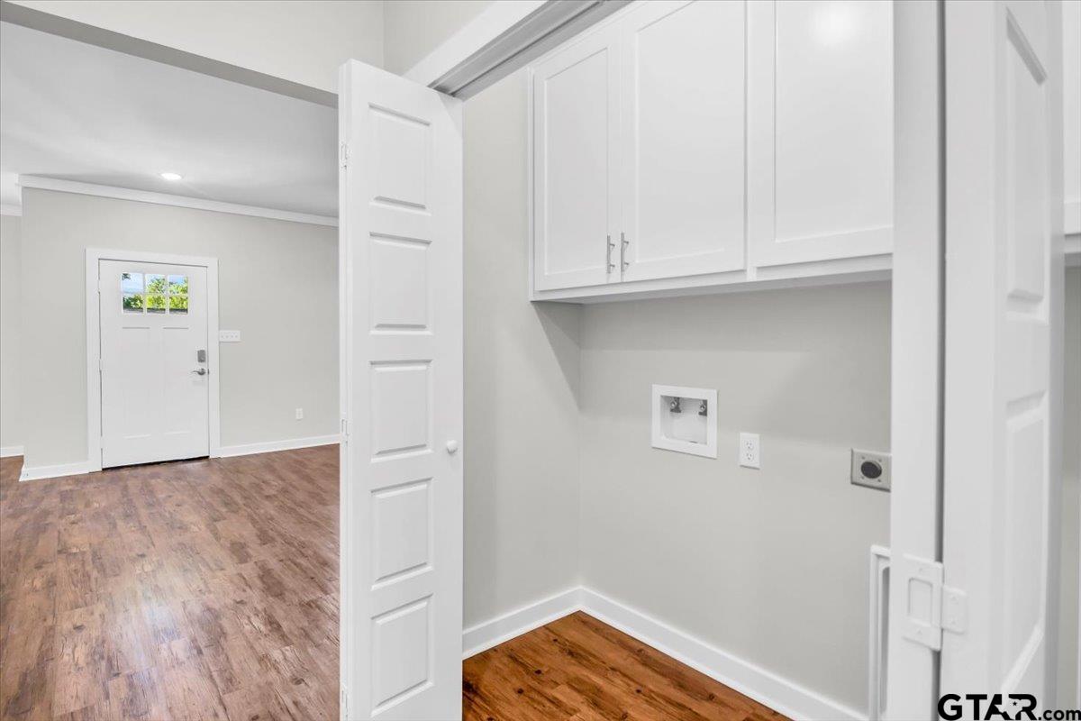2377 Ridgley Dr