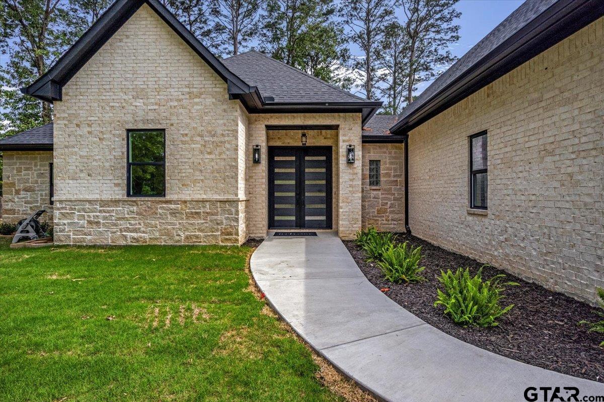 16022 RED OAK RD