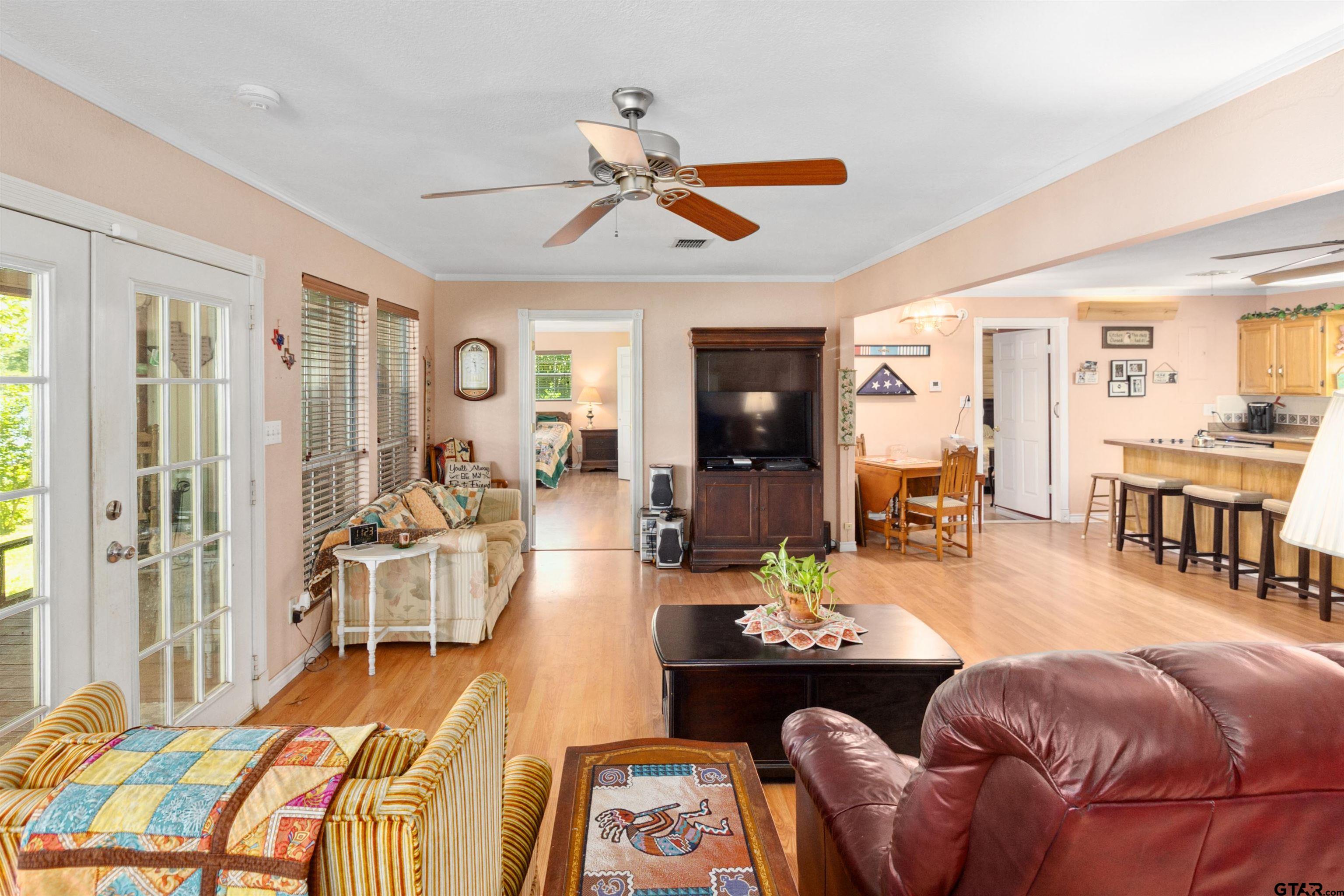 20009 SOUTHSIDE CIR