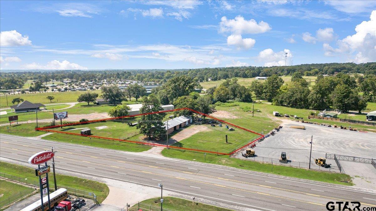 11041 HWY 69 N