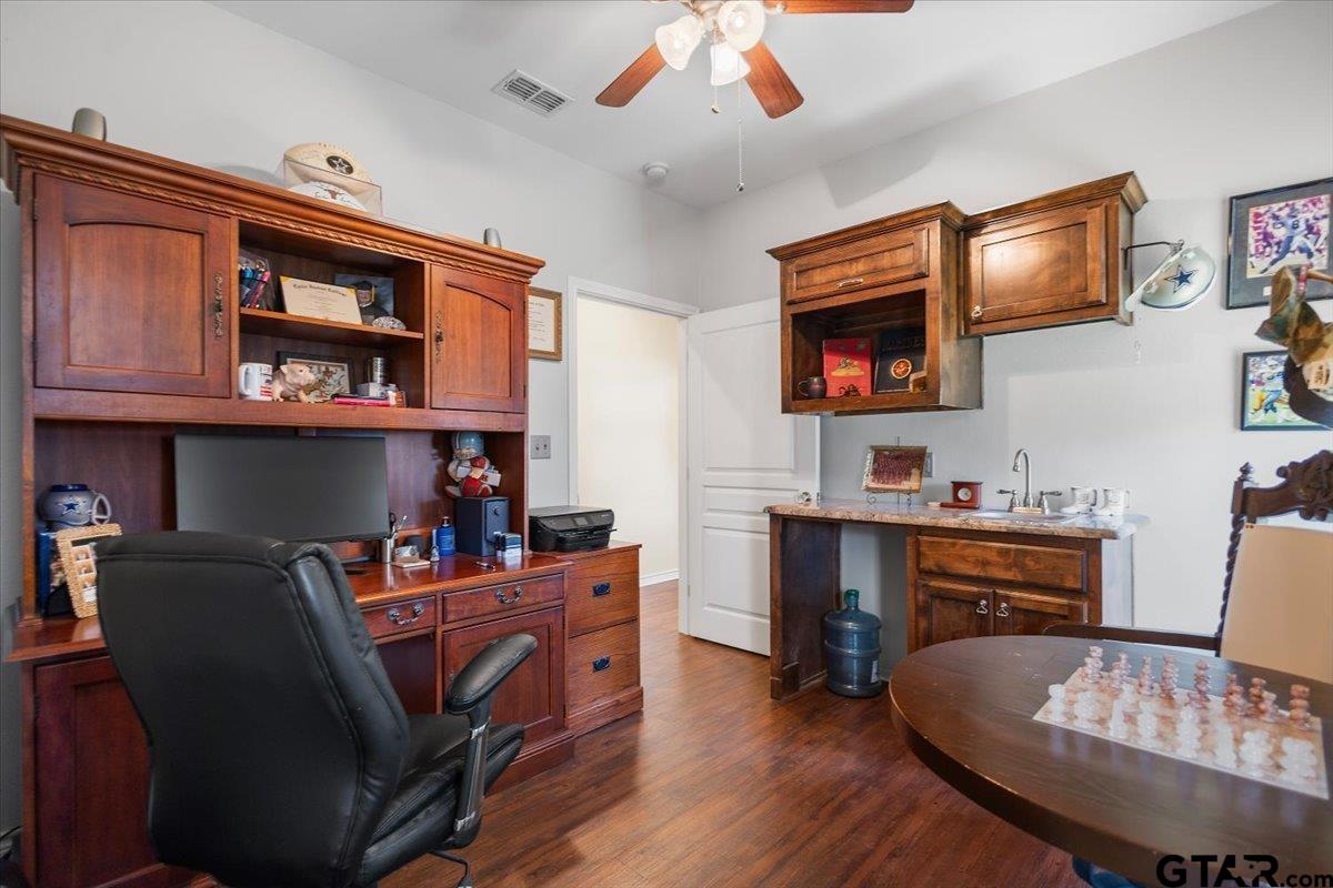 4789 Sunrise Dr.