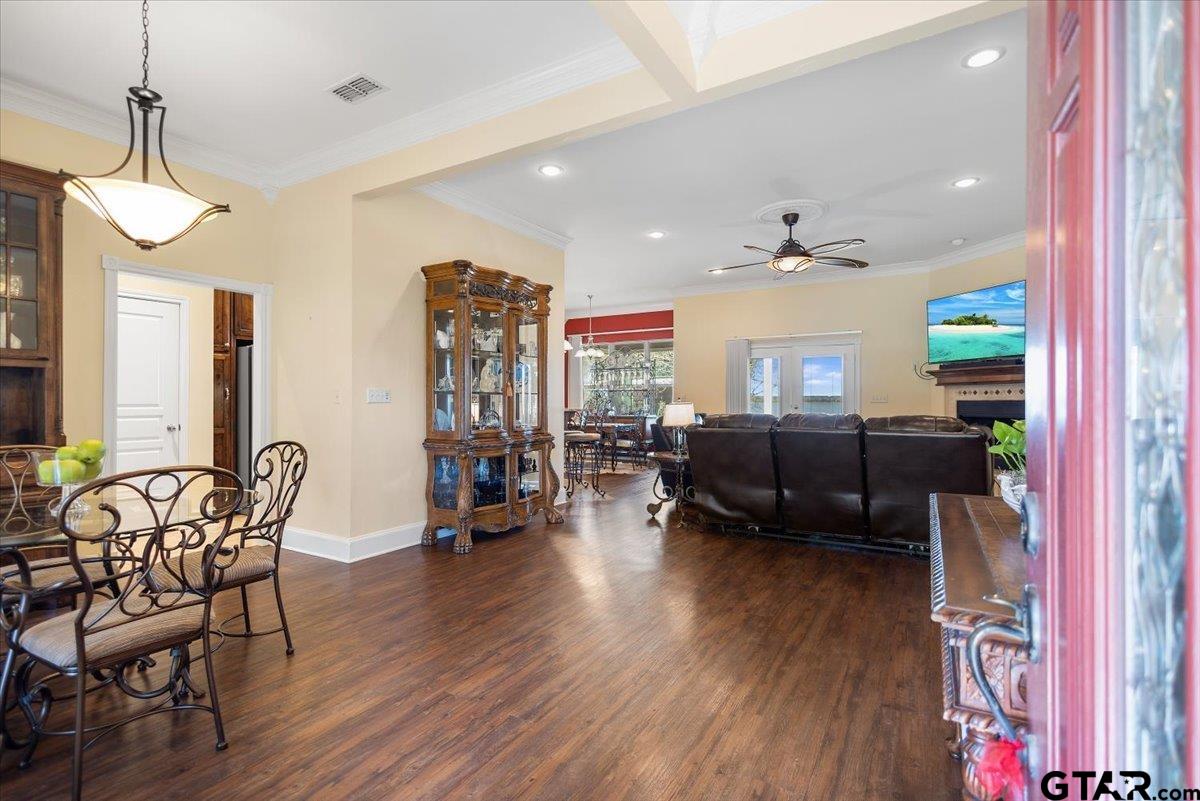 4789 Sunrise Dr.