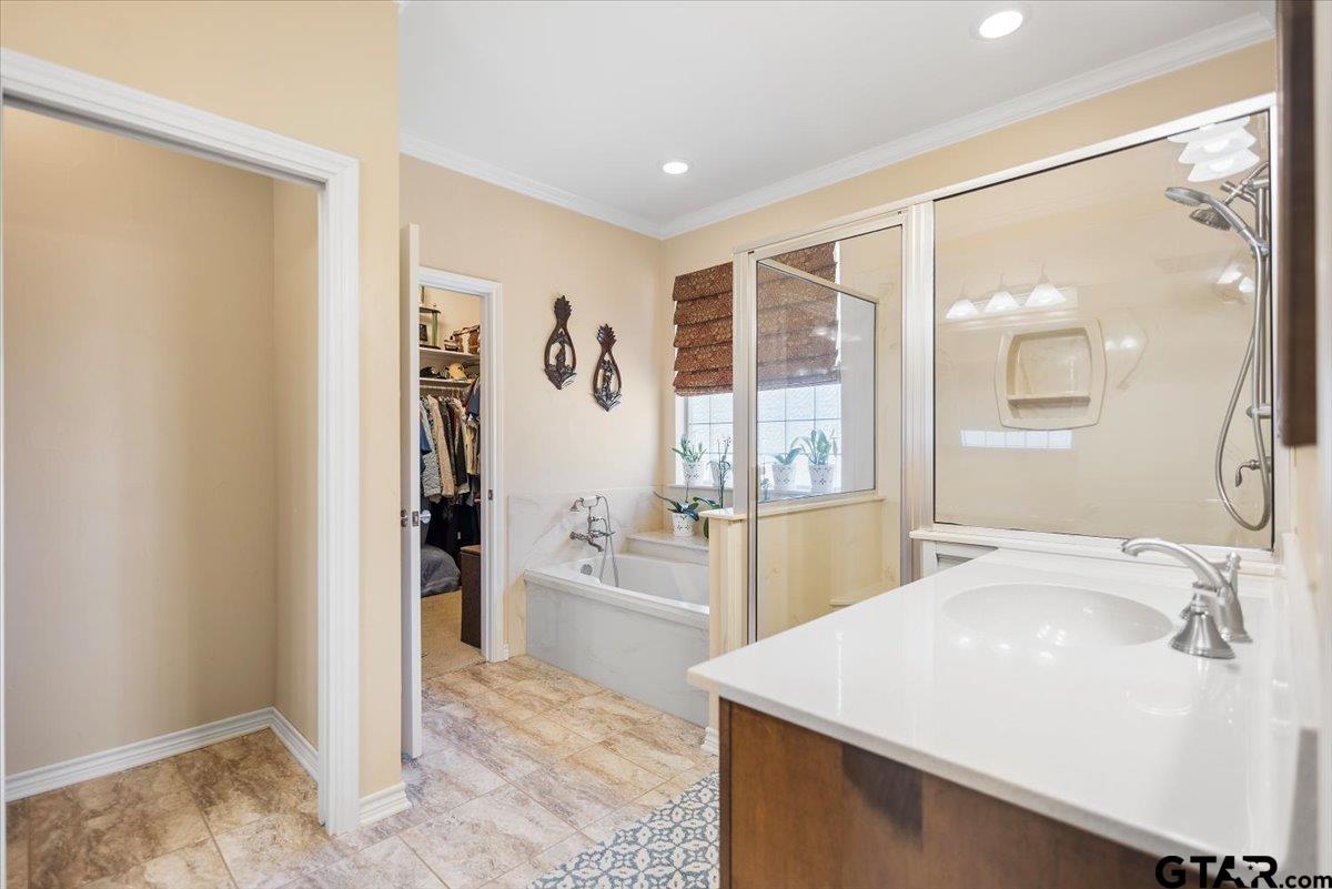 4789 Sunrise Dr.