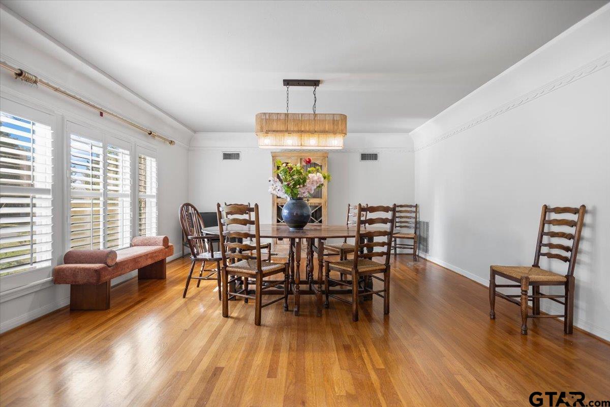 1420 Donnybrook
