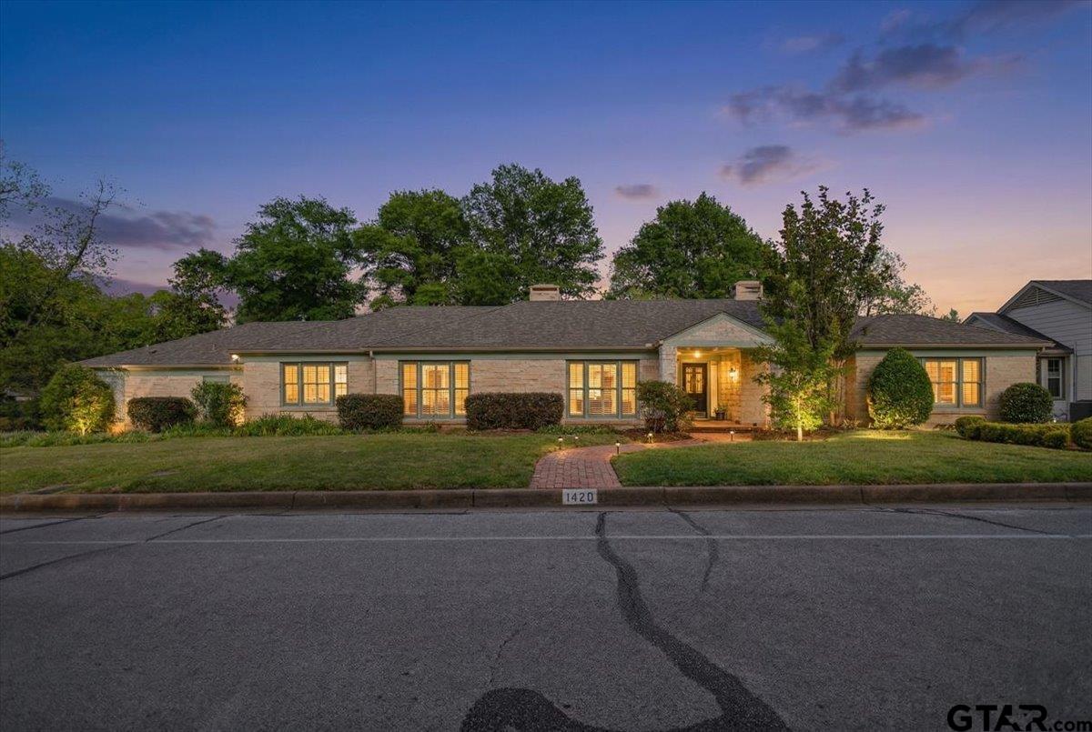1420 Donnybrook