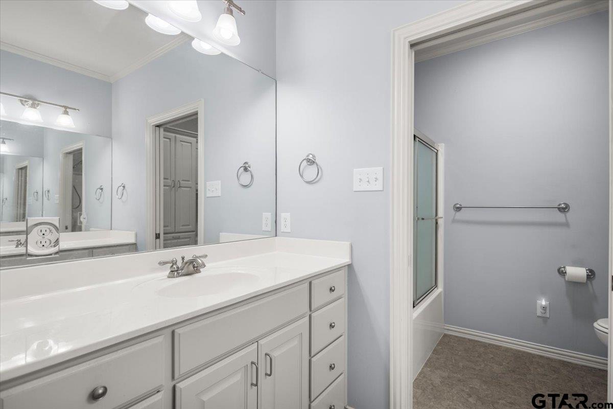 11831 Smallwood