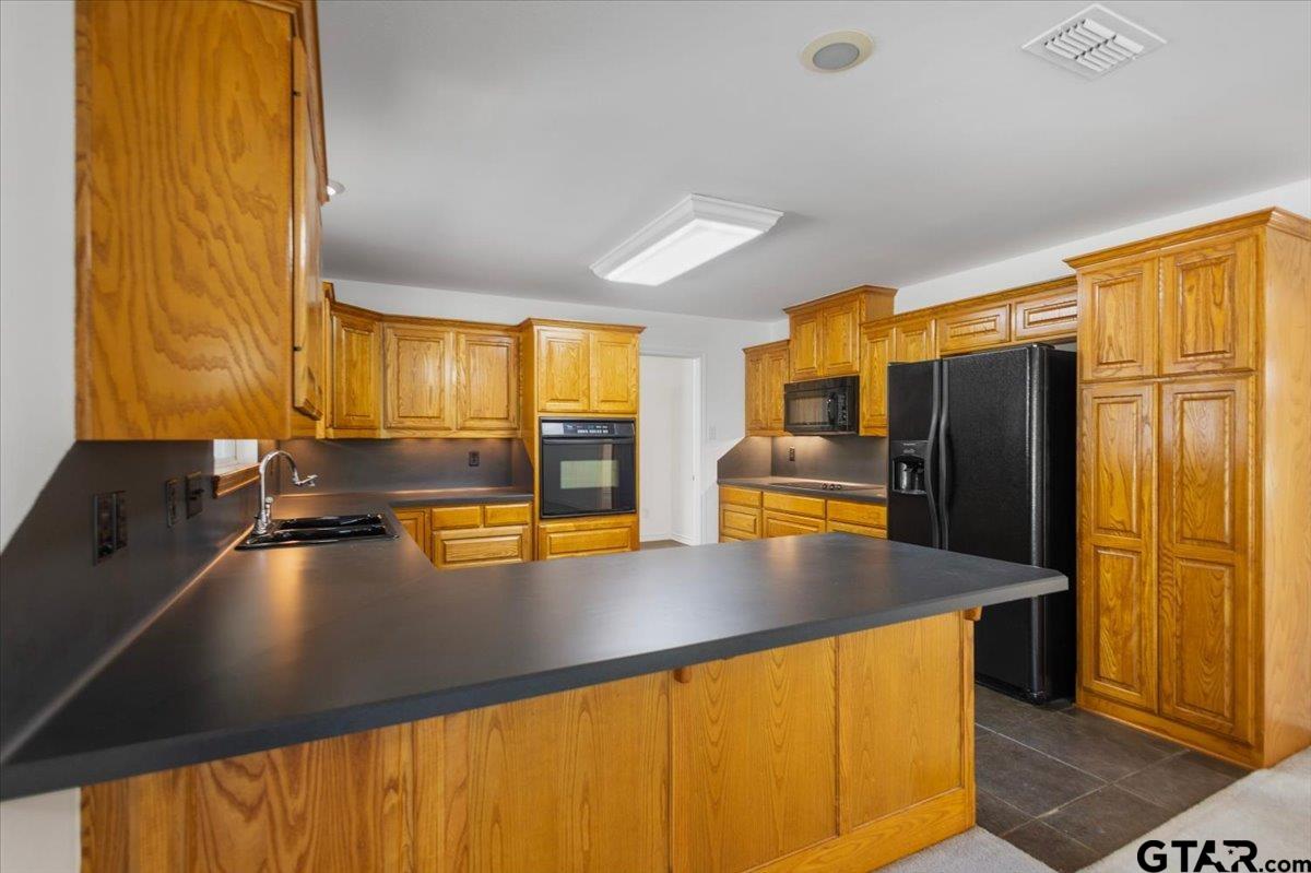 154 Private Road 1048