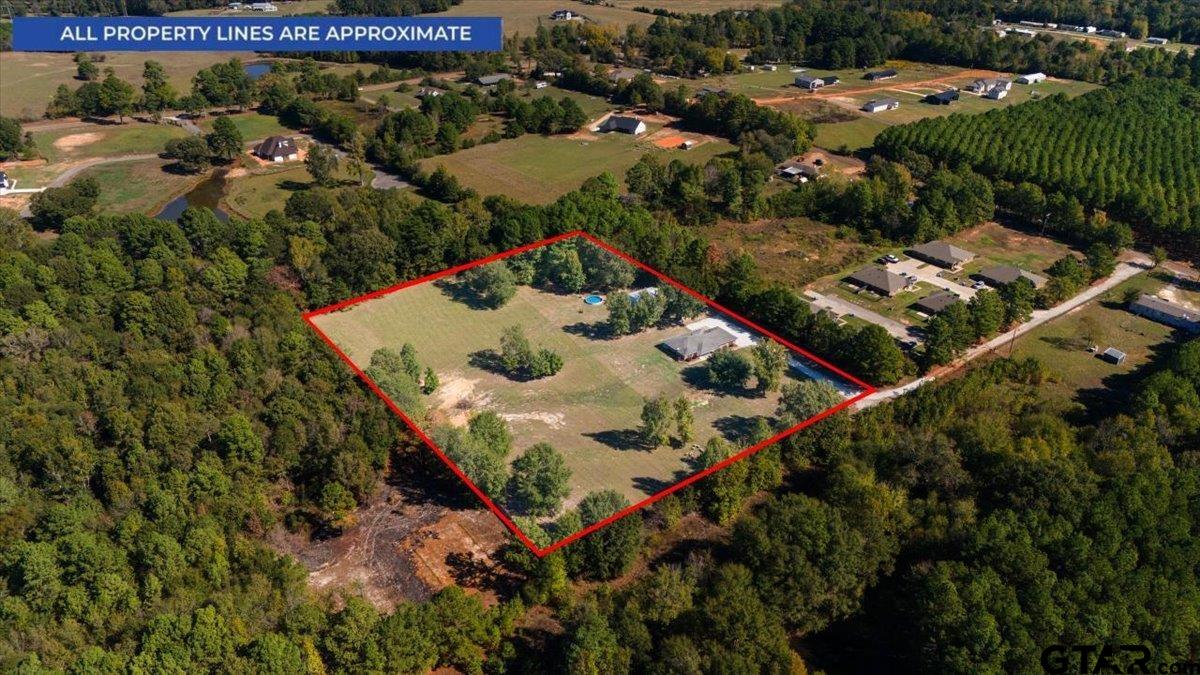 154 Private Road 1048
