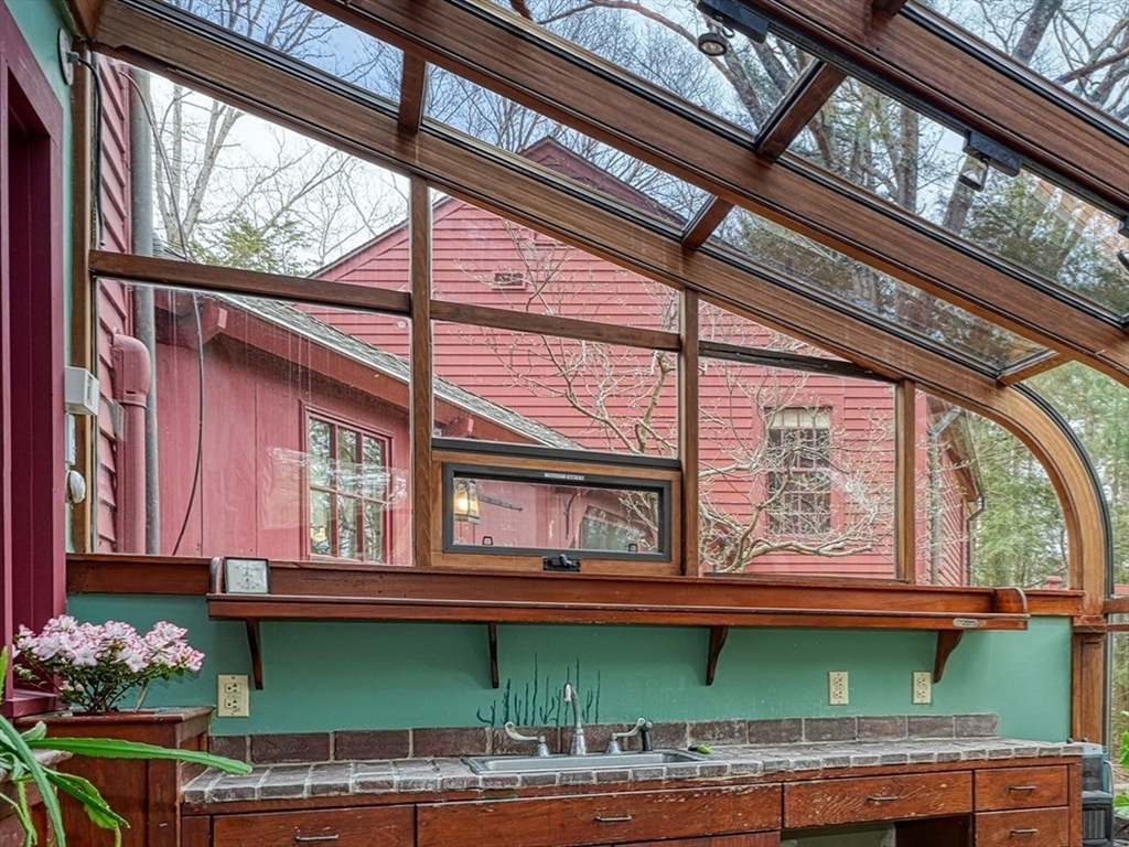 34 George F Willett Pkwy