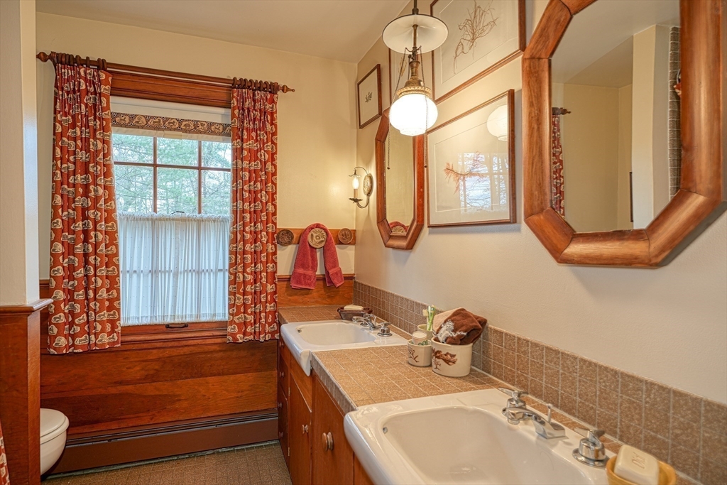 34 George F Willett Pkwy