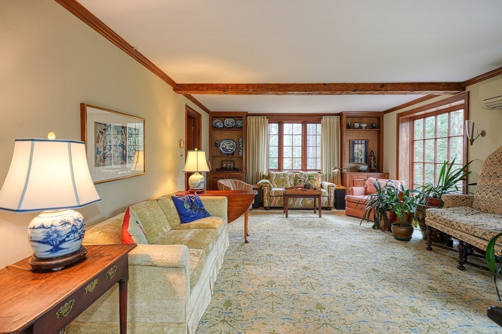 34 George F Willett Pkwy