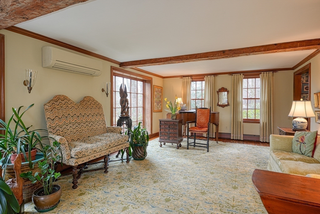 34 George F Willett Pkwy