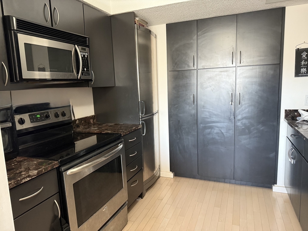 1731 Beacon Street # 423