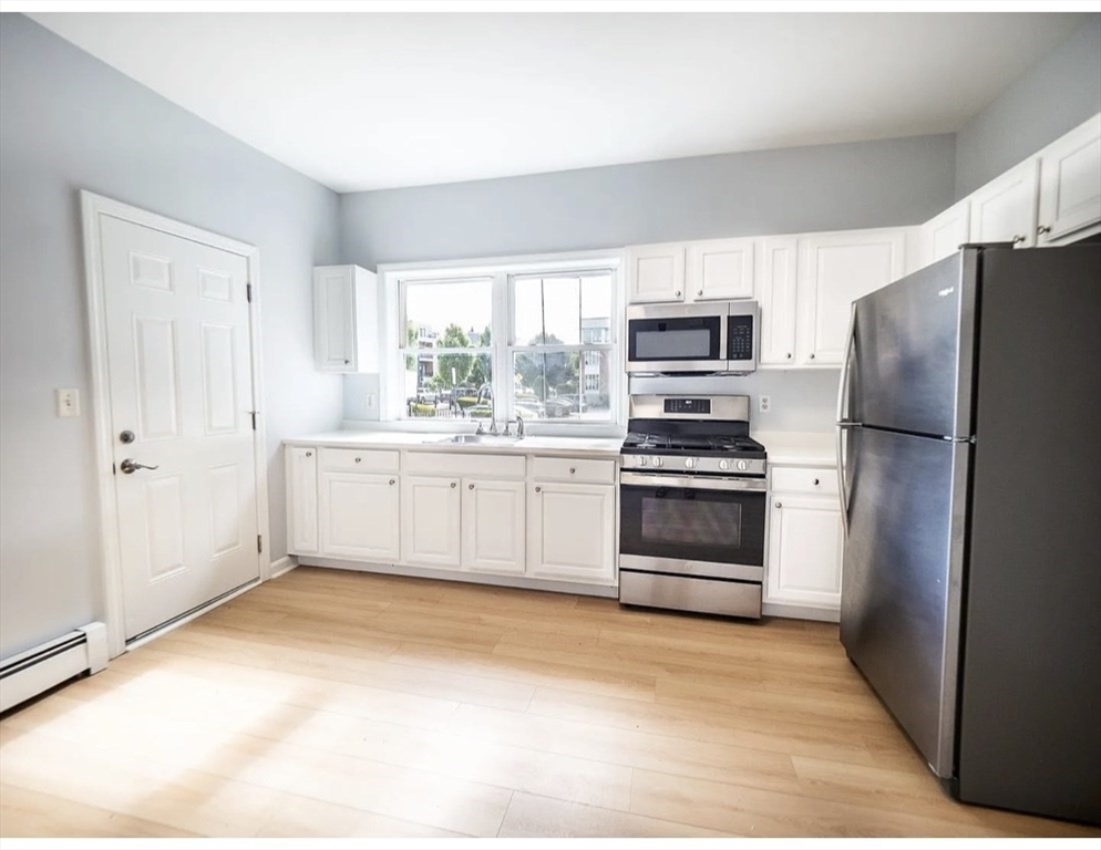 502 Somerville Ave Unit: 2