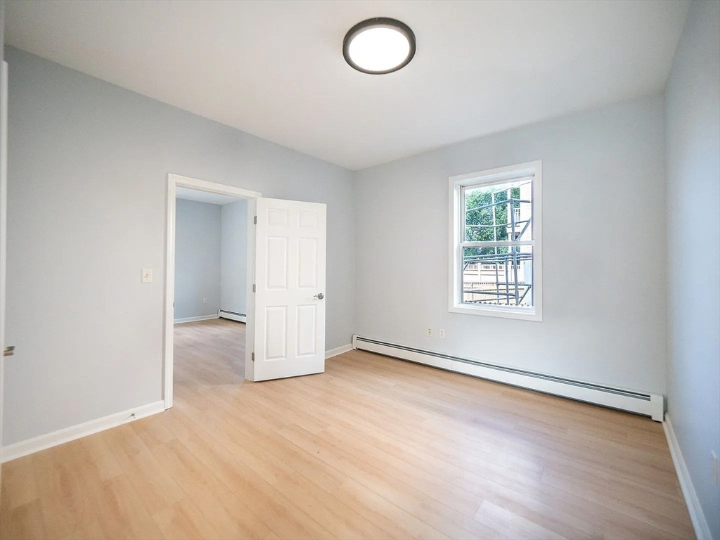 502 Somerville Ave Unit: 2