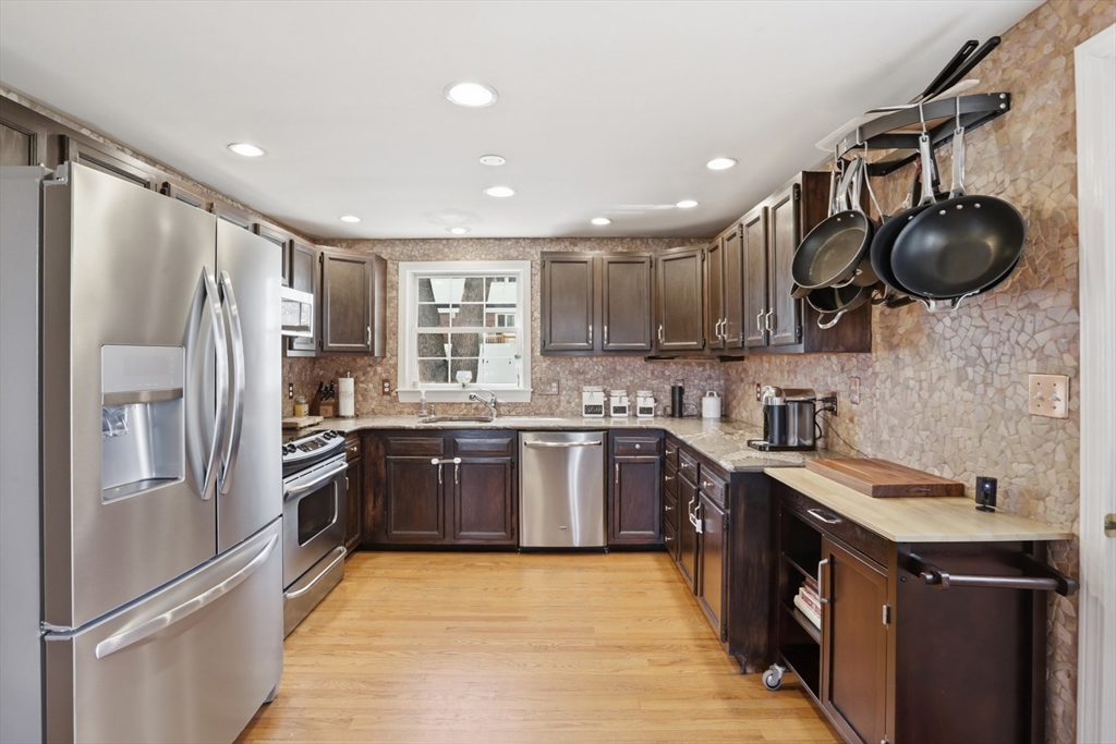 23 Bellmore Rd