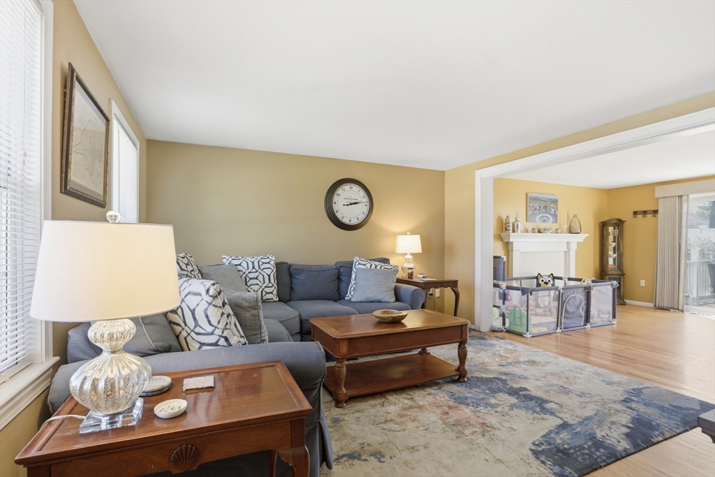 23 Bellmore Rd