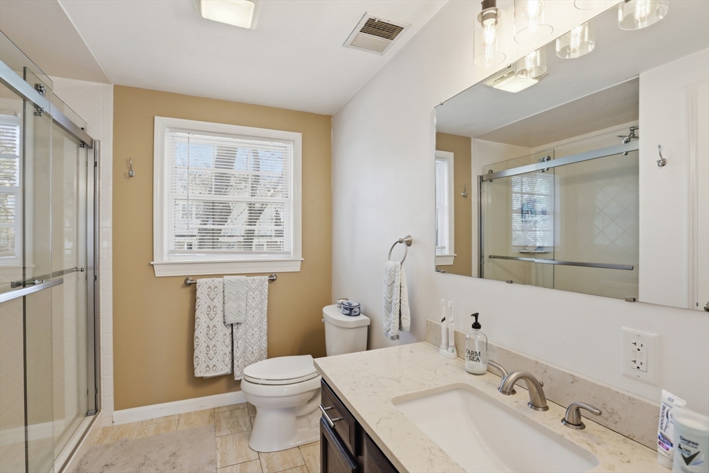 23 Bellmore Rd