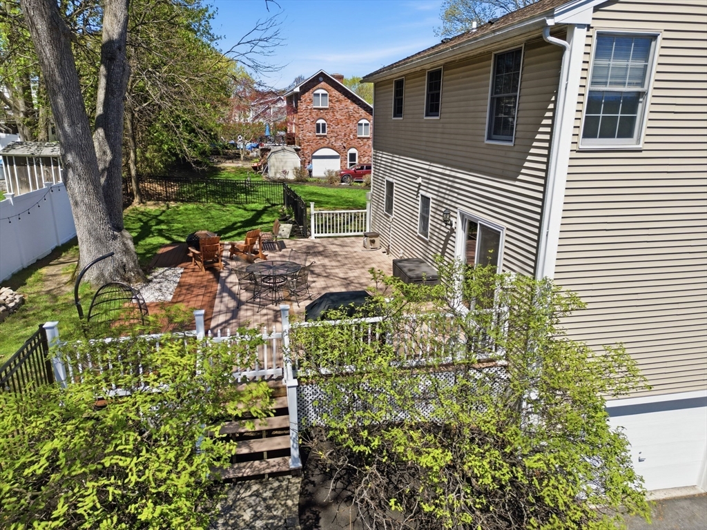 23 Bellmore Rd