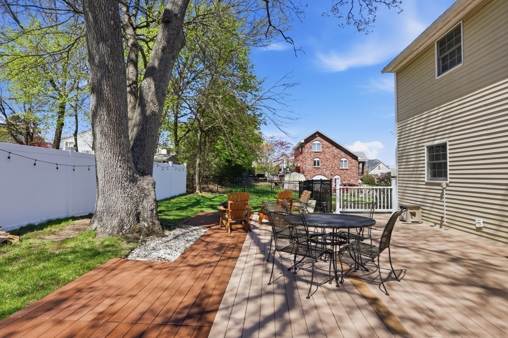 23 Bellmore Rd