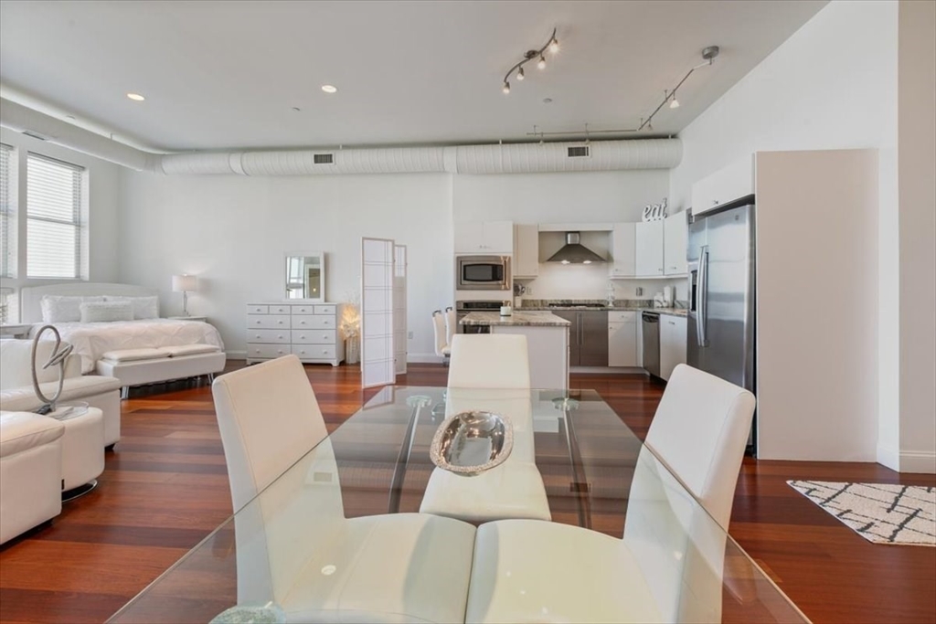10 Ocean Ave # 211