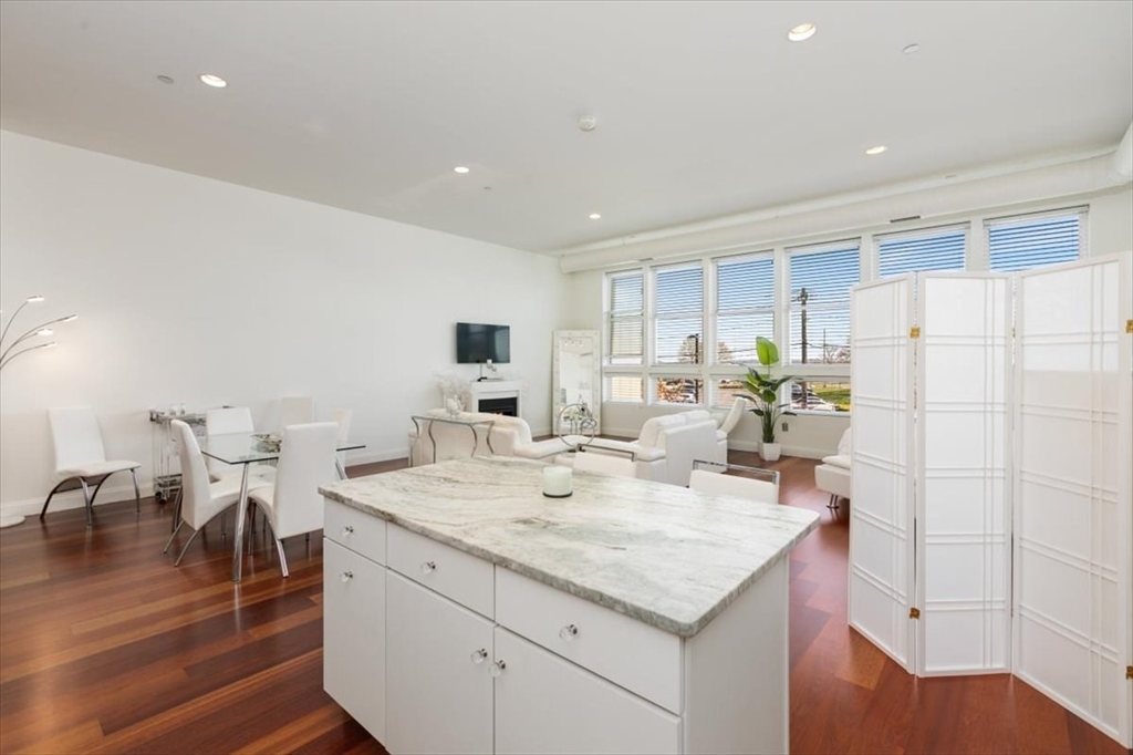 10 Ocean Ave # 211
