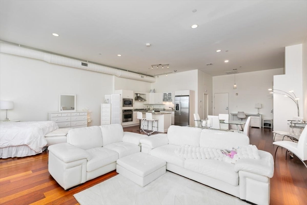 10 Ocean Ave # 211