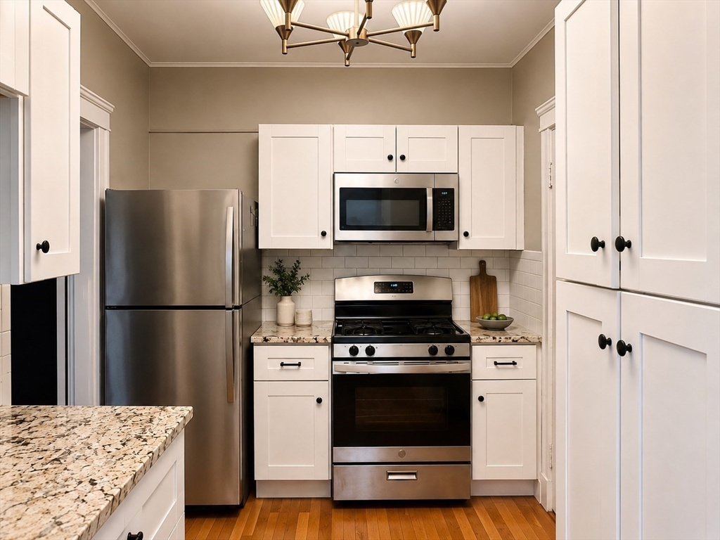 32 Summit Ave # 5