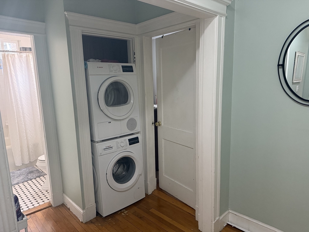 32 Summit Ave # 5