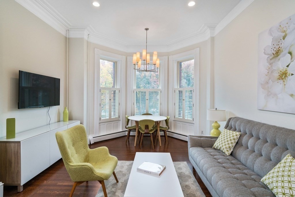 320 Commonwealth Ave # 21