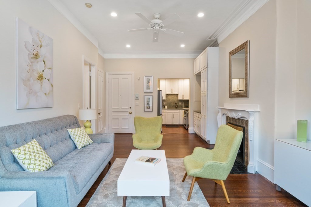 320 Commonwealth Ave # 21