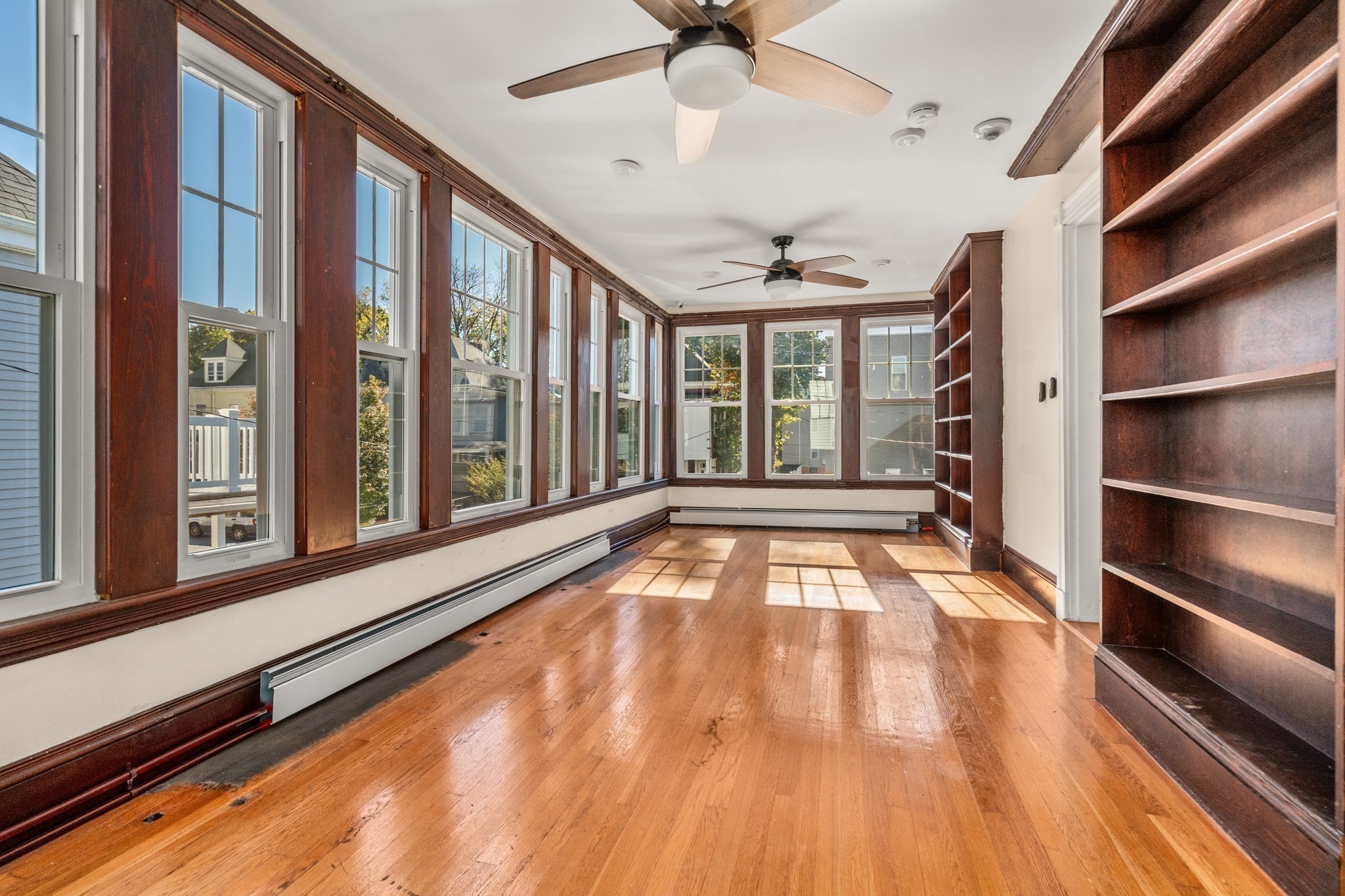 26 Lawrence Ave