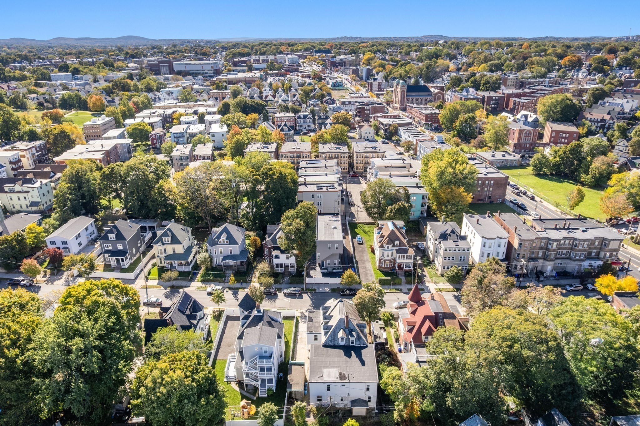 26 Lawrence Ave