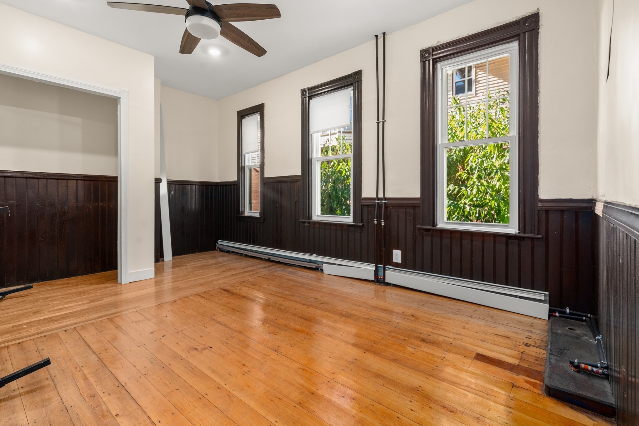 26 Lawrence Ave