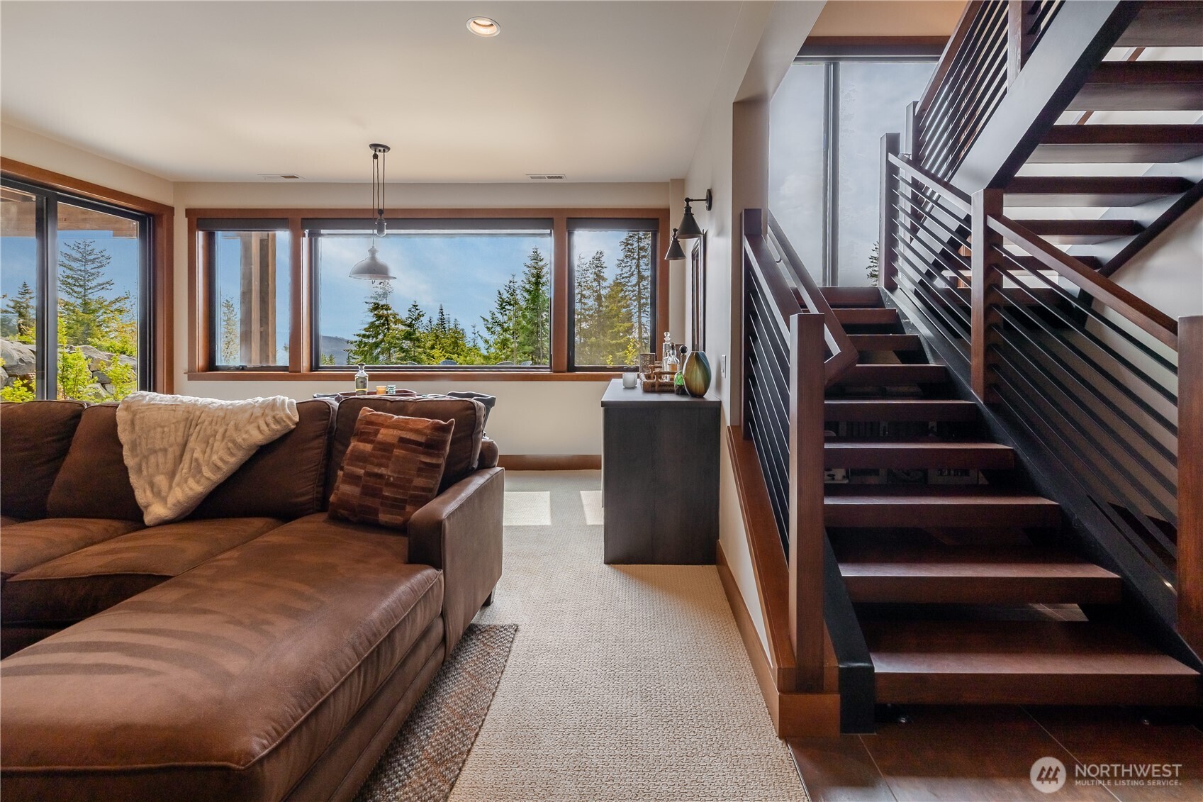 40 Eagle Ridge Drive