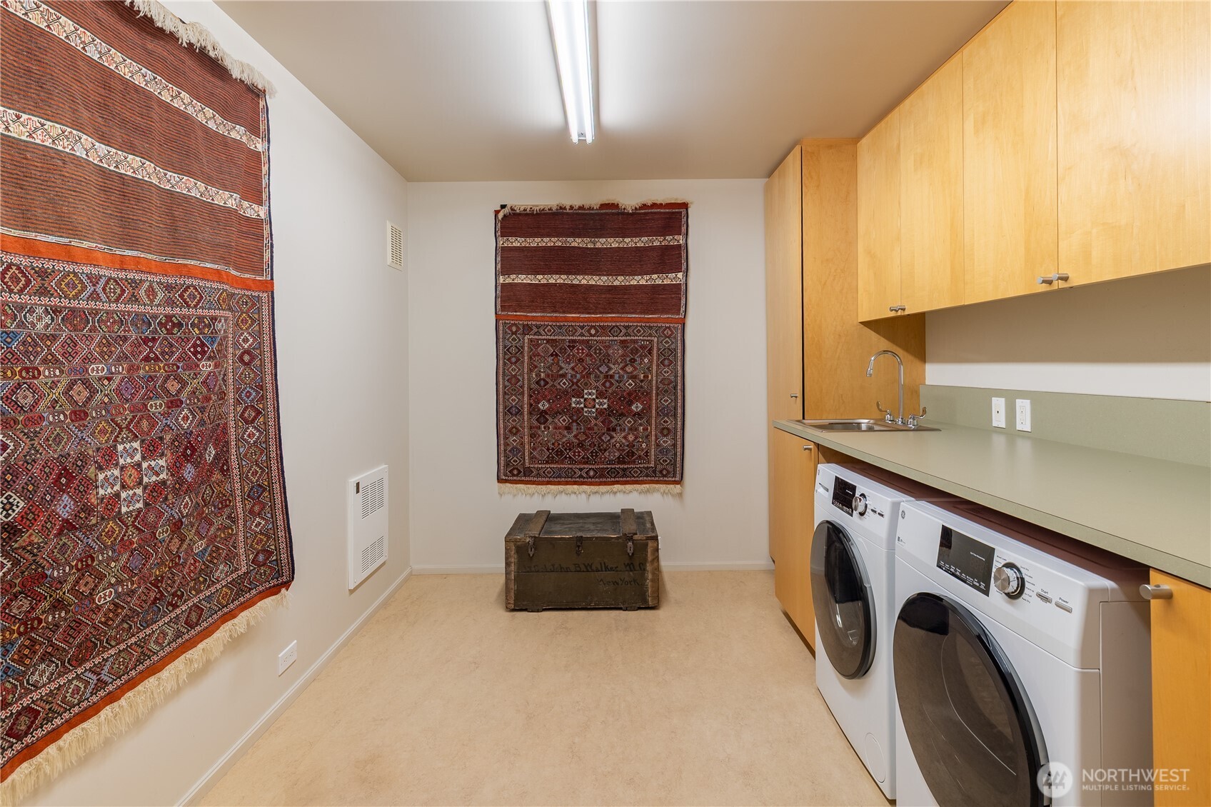 2369 Fairview Avenue E Unit: 6