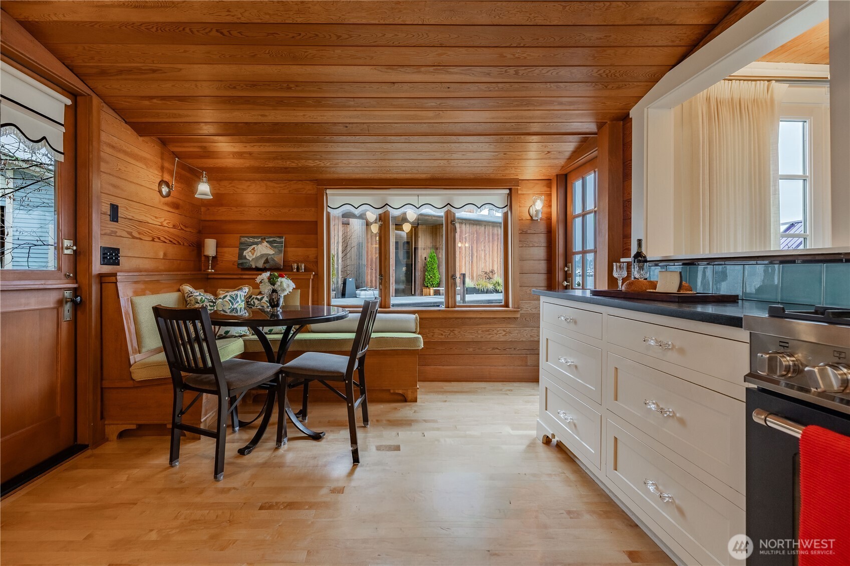 1213 E Shelby Street Unit: 15